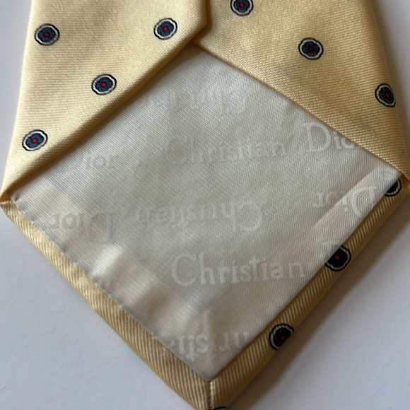 Christian Dior Yellow Silk Tie with Blue & Red Design Made in USA - Picture 3 of 6
